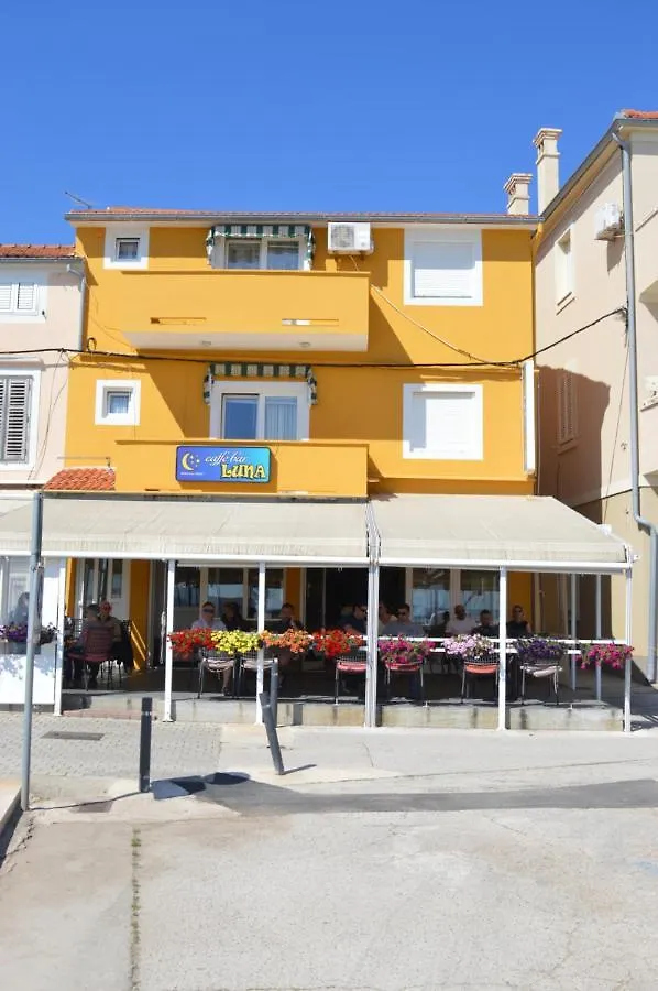 Central Apartments Preko