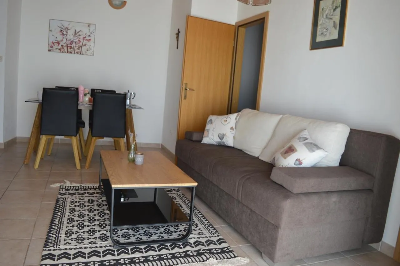 Central Apartments Preko Croatia