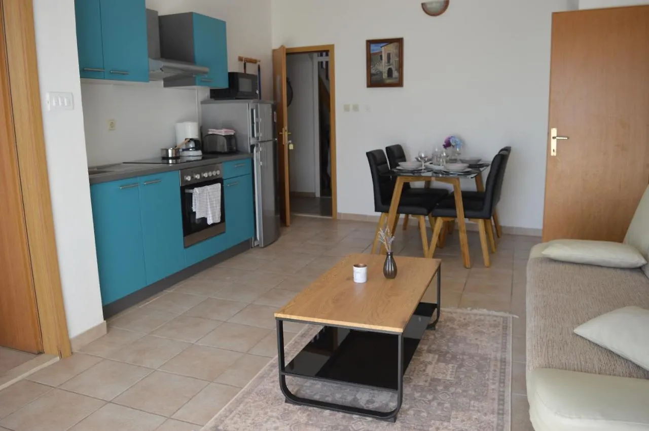 Central Apartments Preko