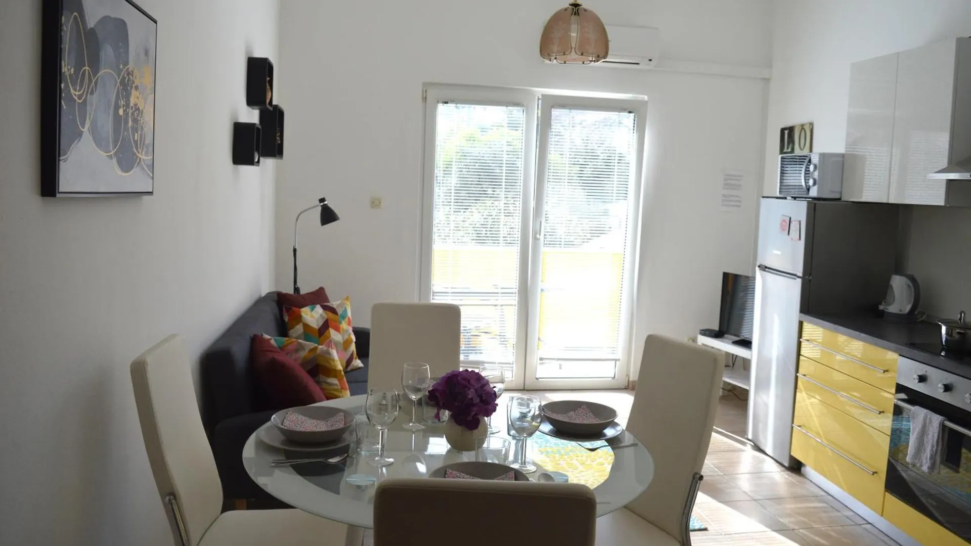 Central Apartments Preko