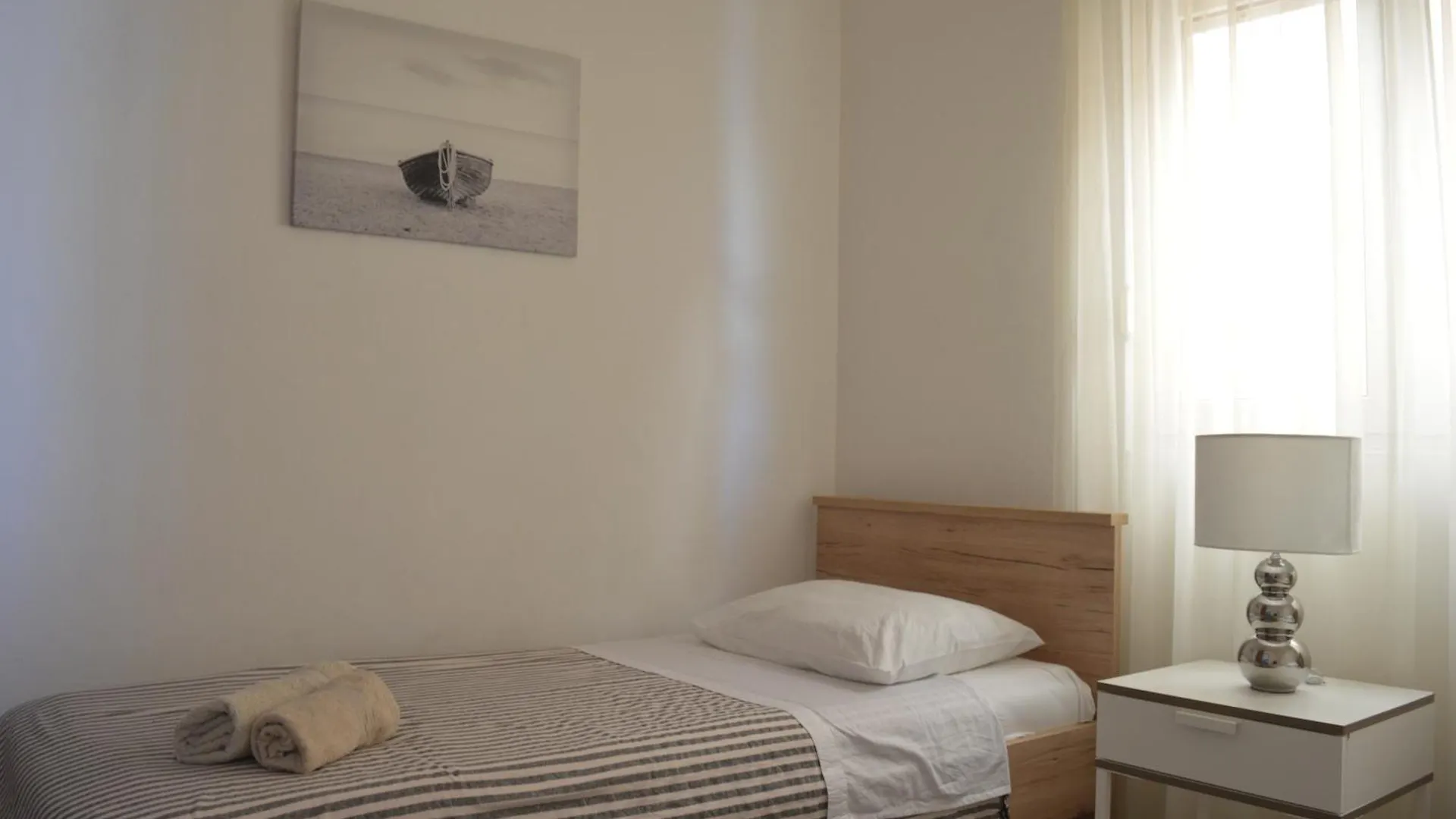 Central Apartments Preko